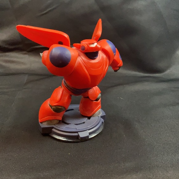 Disney infinity 1.0 and 2.0 characters with multiple discs. - Picture 4 of 5